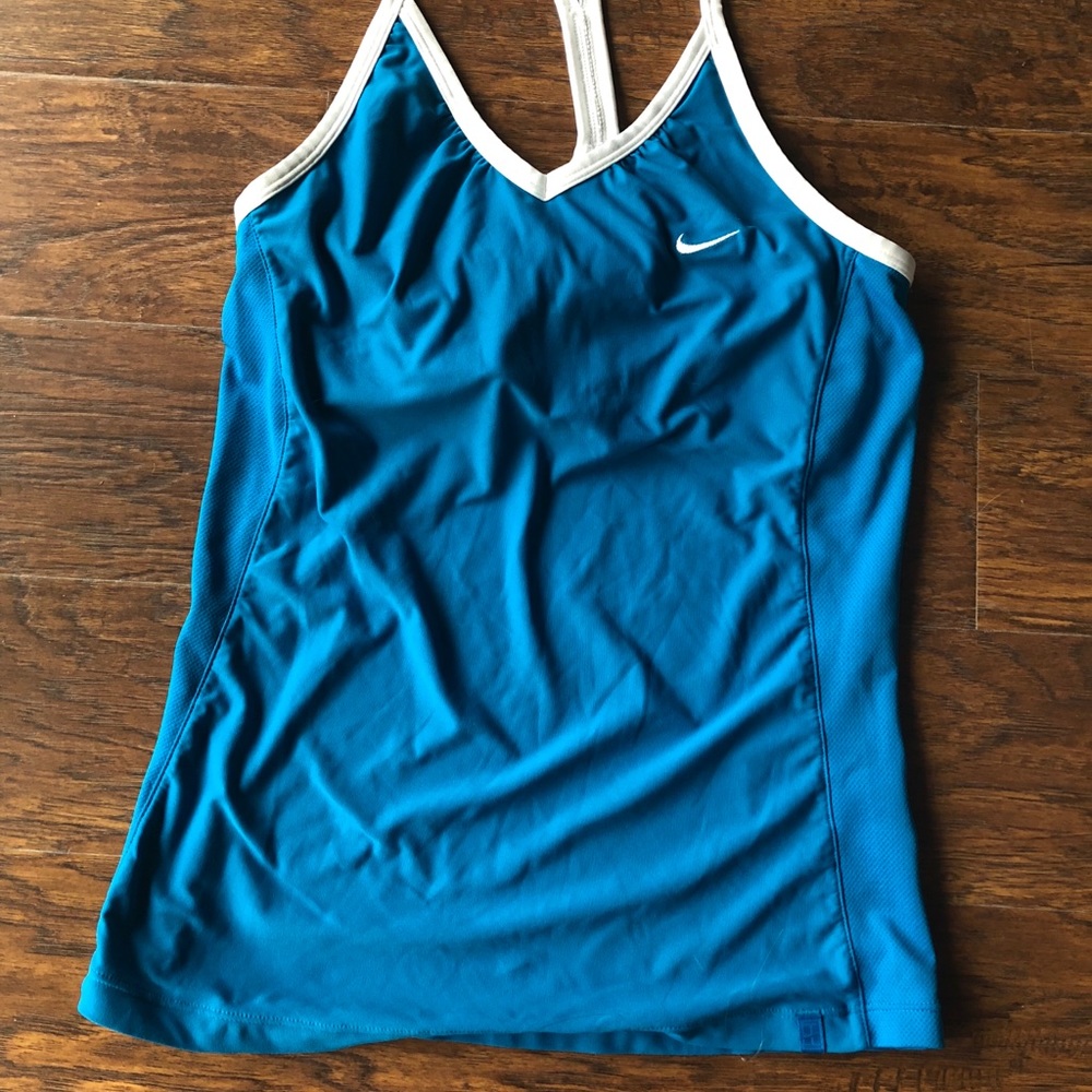 Nike Fitness Top